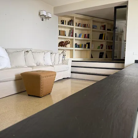 Domus Luxury Вилла Алассио